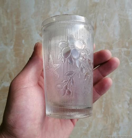 民国"蝶恋花"老玻璃茶杯